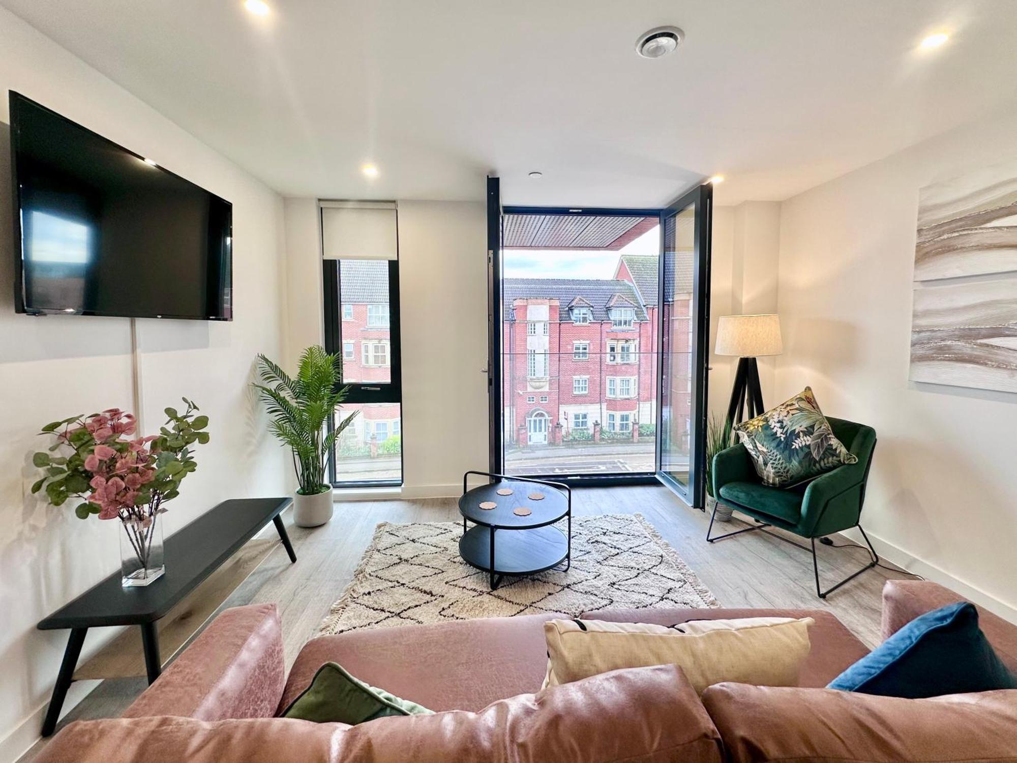 Apartment Stunning Two Bed With Onsite Gym York